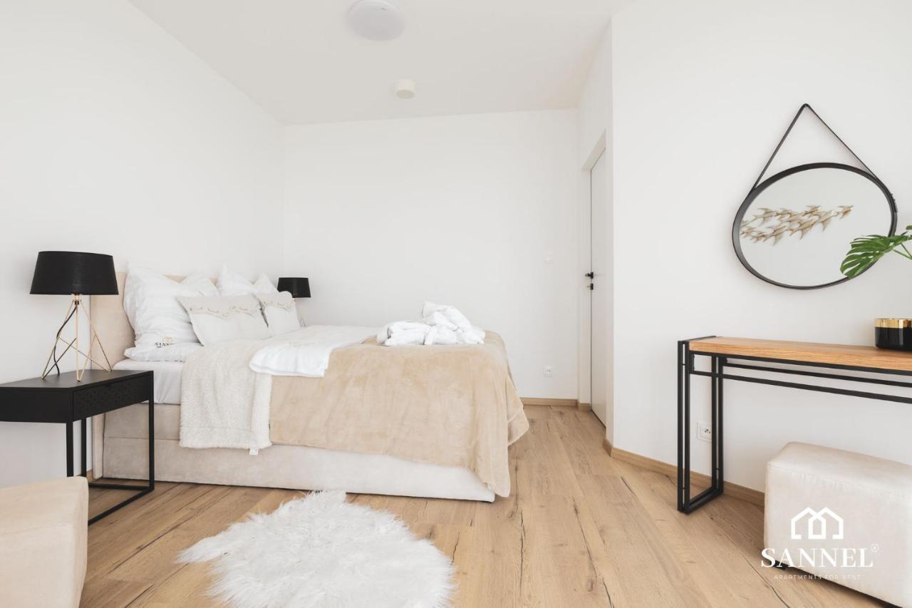 Apartament Prestige Z Dostepem Do Basenow,Strefy Saun,Jacuzzi - Pinea Apartments Pobierowo-Sannel Apartments For Rent Exterior foto